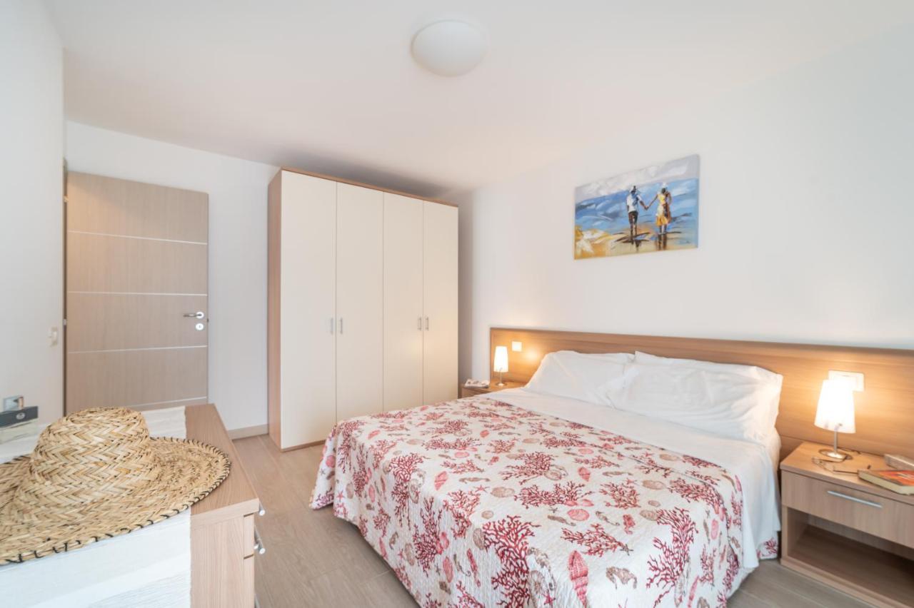 Apartmán Residenza Monica Lignano Sabbiadoro Exteriér fotografie