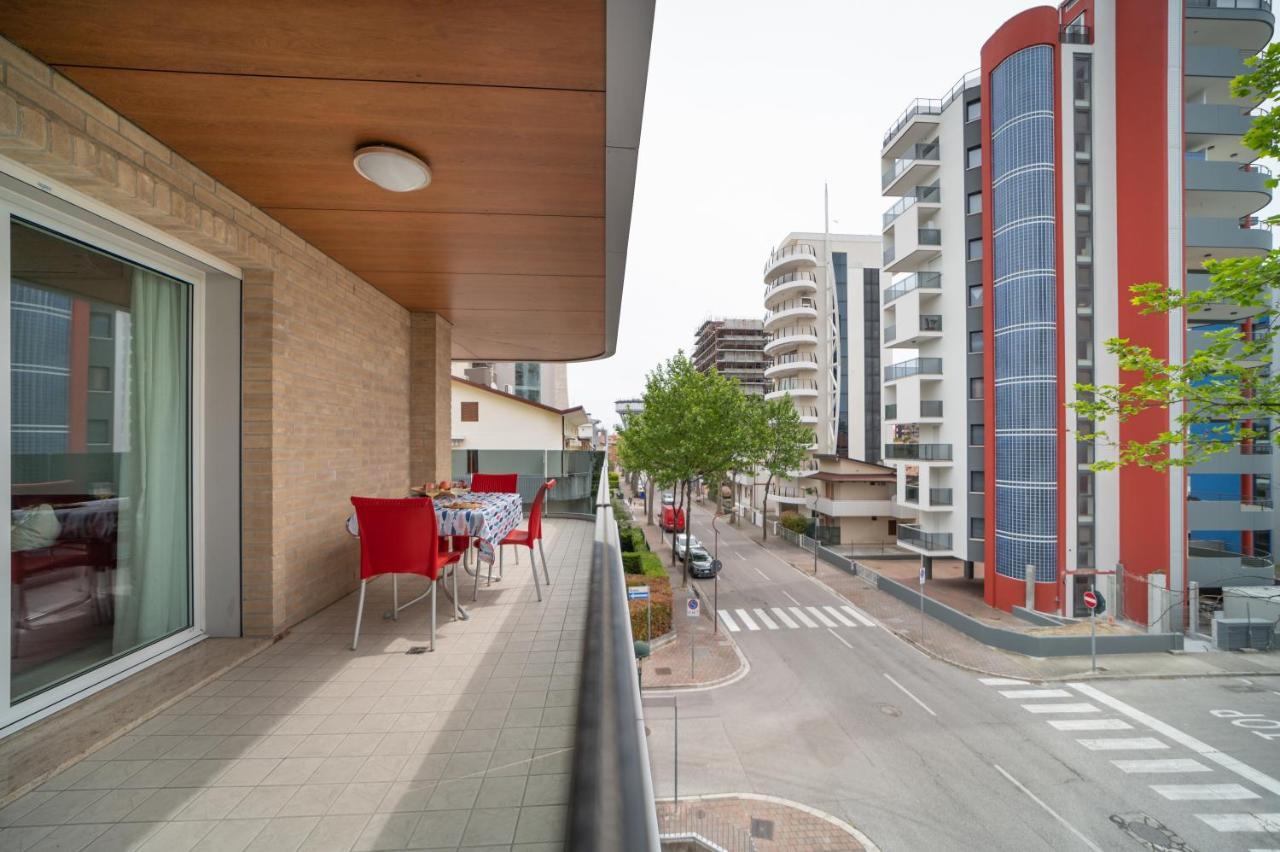 Apartmán Residenza Monica Lignano Sabbiadoro Exteriér fotografie