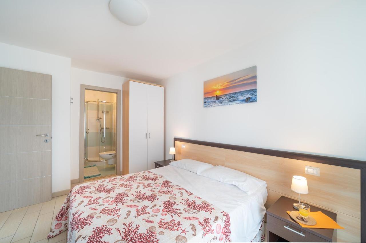 Apartmán Residenza Monica Lignano Sabbiadoro Exteriér fotografie