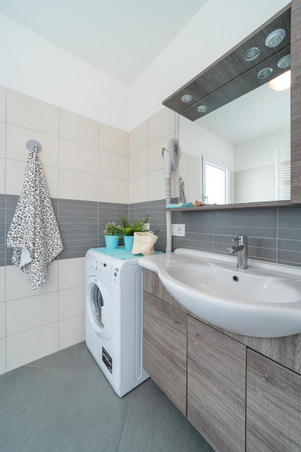 Apartmán Residenza Monica Lignano Sabbiadoro Exteriér fotografie