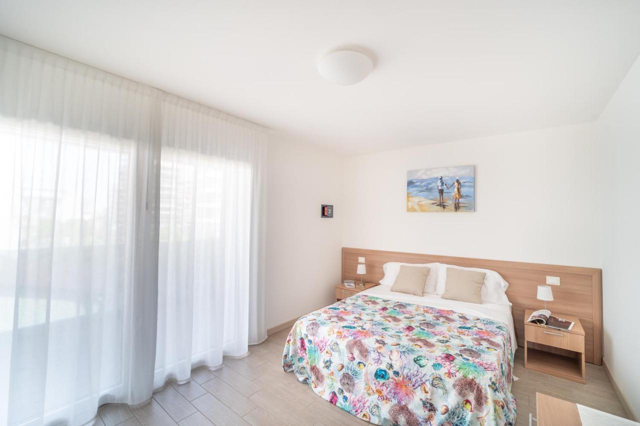 Apartmán Residenza Monica Lignano Sabbiadoro Exteriér fotografie