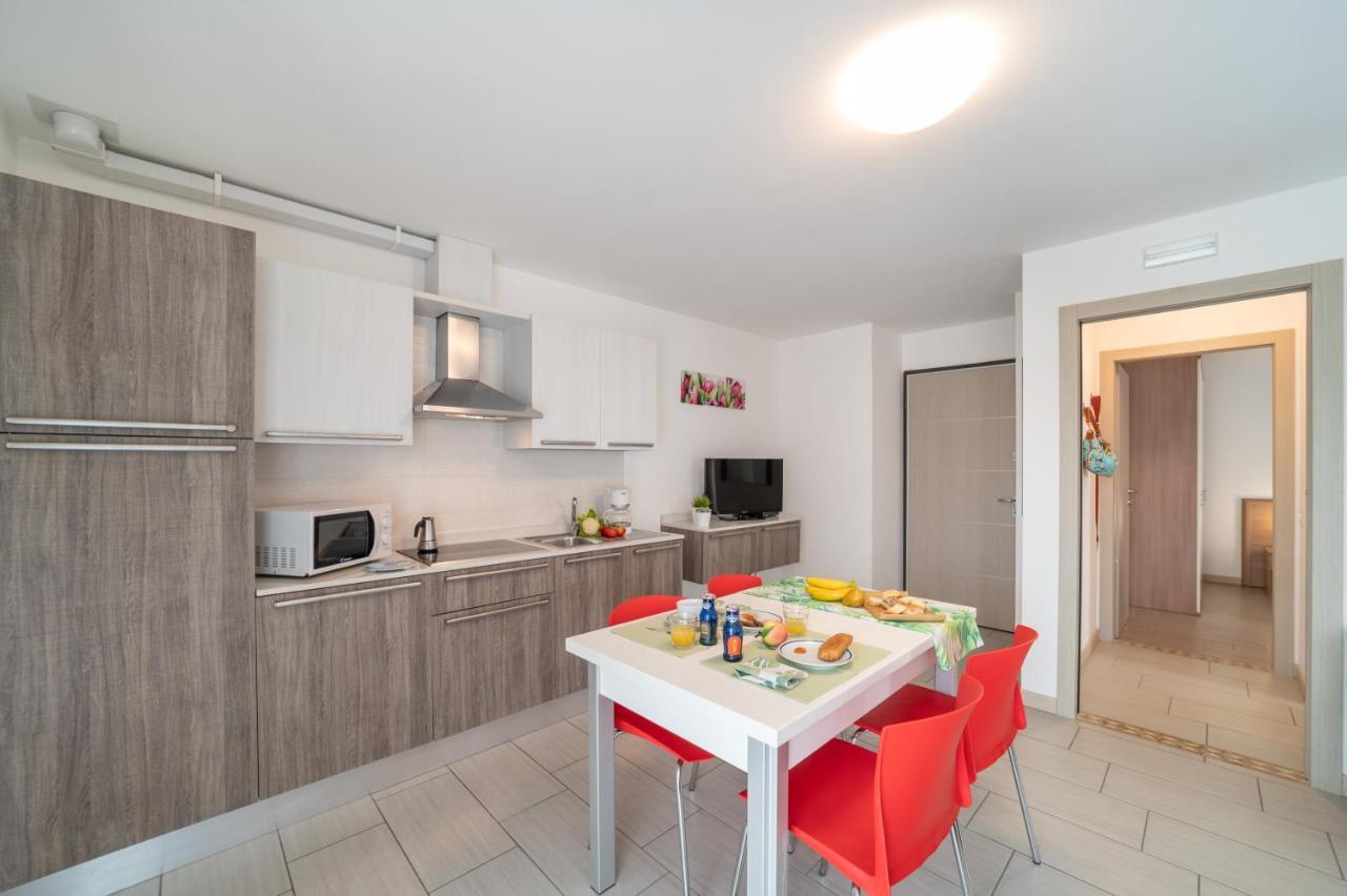 Apartmán Residenza Monica Lignano Sabbiadoro Exteriér fotografie